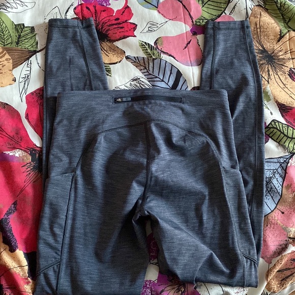 Lululemon Speed Up Tight - Picture 5 of 10